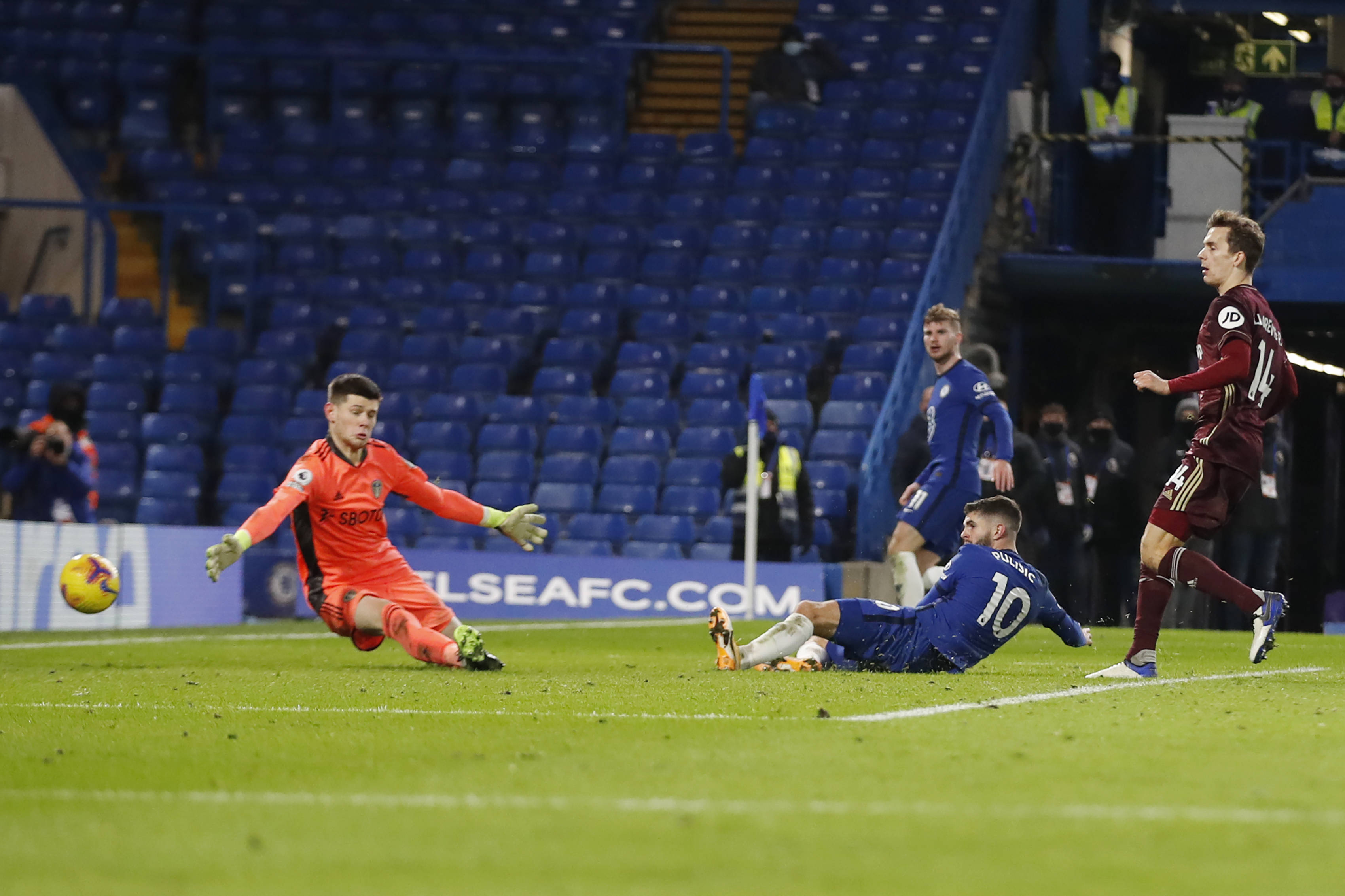 图中可以看 图中可以看