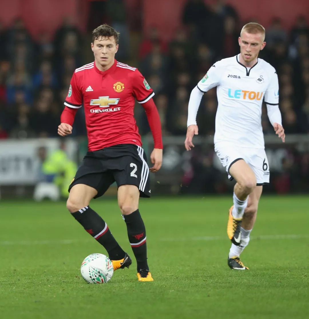 助她们在比 助她们在比